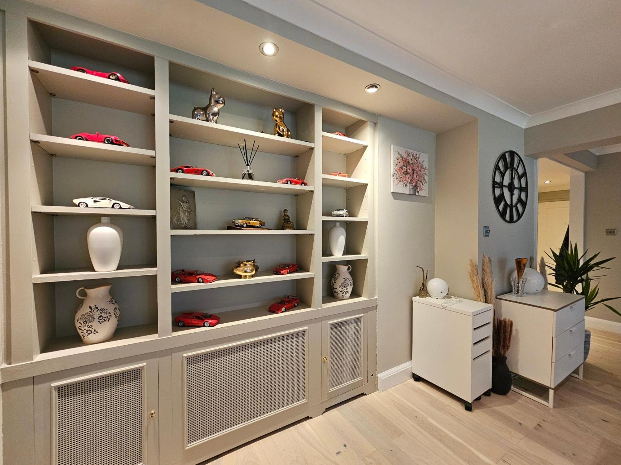 Luxury 2 Bedroom *